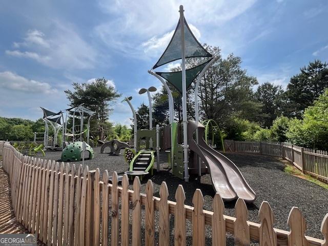 834 S Columbia Dr, Decatur, GA 30030 - community play area with fence