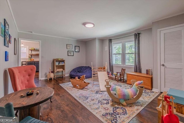 20 Mitchell Cir SE, Rome, GA 30161 - living room featuring ornamental molding and dark wood finished floors