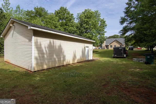 exterior space featuring a yard
