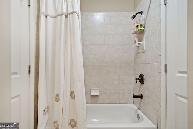 full bath with shower / tub combo