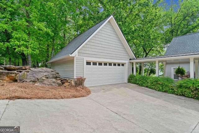 view of detached garage