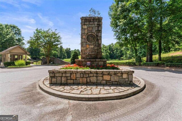 2023 Stoneleigh Dr, Stone Mountain, GA 30087 - view of home's community