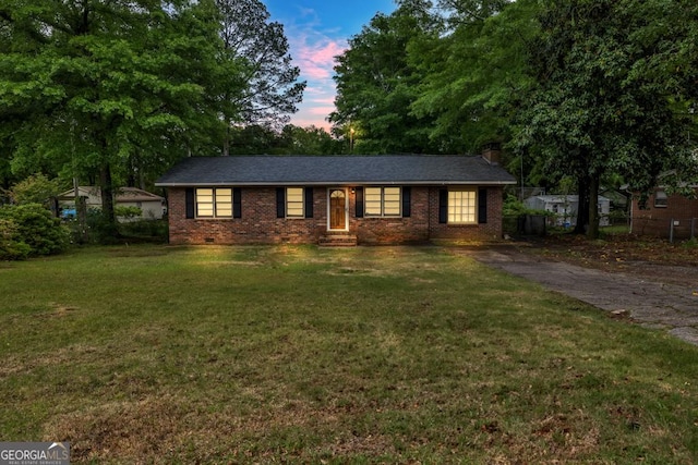 98 Orchard Cir, Commerce, GA 30529 - single story home with brick siding and a front yard