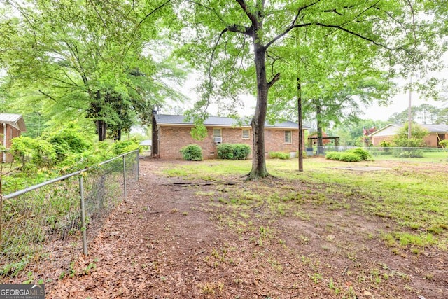 98 Orchard Cir, Commerce, GA 30529 - view of yard featuring fence