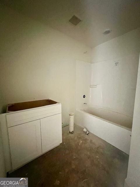 189 Warner Rd, Barnesville, GA 30204 - full bathroom with unfinished concrete flooring and bathing tub / shower combination
