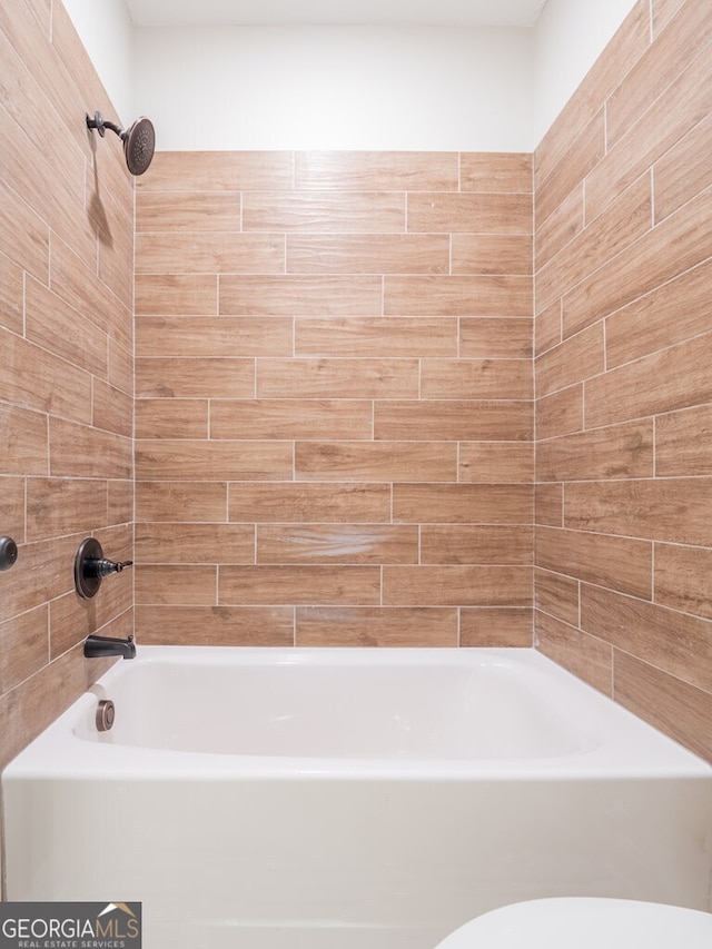 153 Lakeridge Dr, Adel, GA 31620 - full bathroom featuring toilet