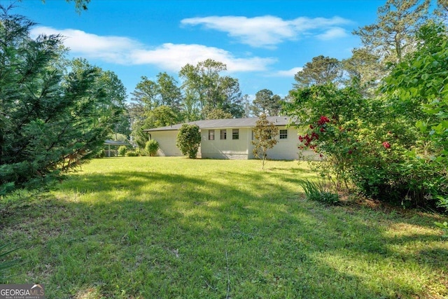 3951 Lindley Dr, Powder Springs, GA 30127 - view of grassy yard