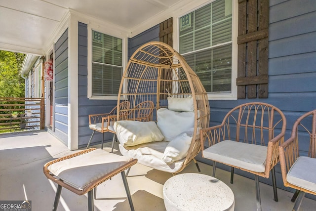 view of patio / terrace with covered porch