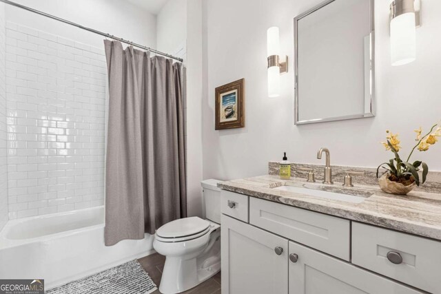 260 Jasmine Garden Way, Alpharetta, GA 30009 - full bathroom featuring shower / tub combo, toilet, and vanity