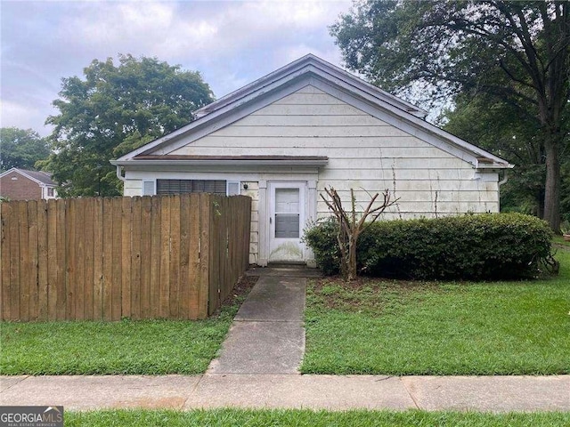 2617 Terrace Pkwy, Morrow, GA 30260 - bungalow featuring fence and a front yard