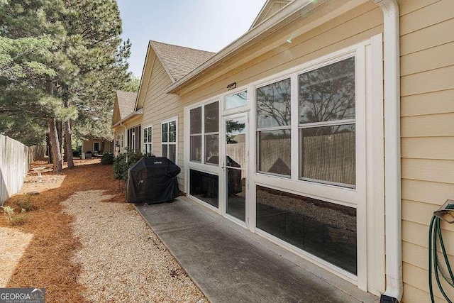 3262 Orchard Cir, Watkinsville, GA 30677 - view of side of property featuring fence and a shingled roof