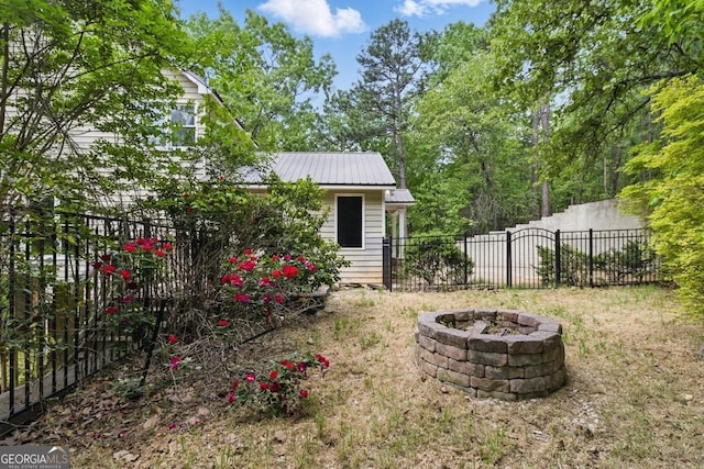 15635 US Highway 27 N, Hamilton, GA 31811 - view of yard featuring fence and a fire pit