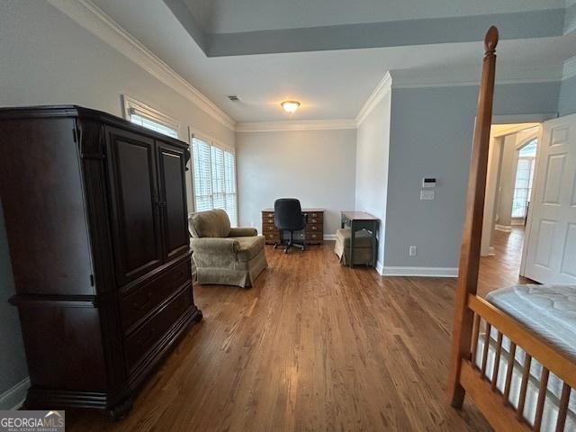 4665 Oakmont Bend Dr, Alpharetta, GA 30004 - living area with wood finished floors, crown molding, and baseboards