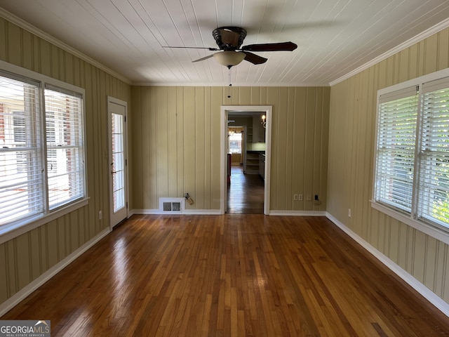 106 Zenith St, Dublin, GA 31021 - empty room with visible vents, a wealth of natural light, and crown molding