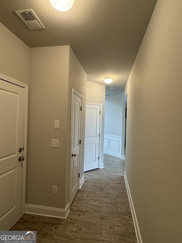 3592 Hancock Vw, Decatur, GA 30034 - corridor featuring dark wood-style floors, visible vents, and baseboards