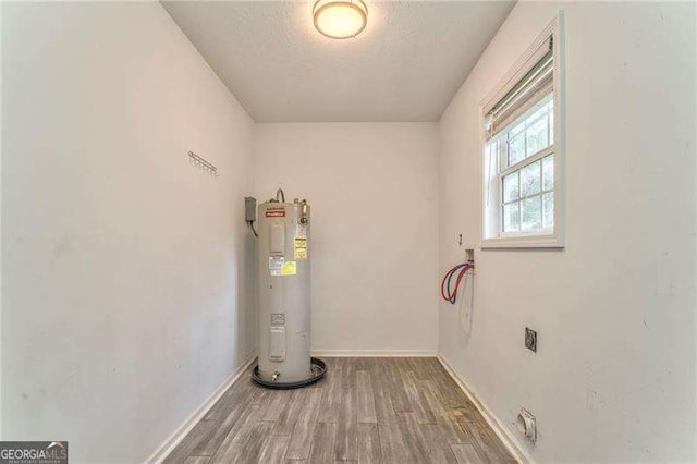 460 Broad St, Tallapoosa, GA 30176 - utility room with water heater
