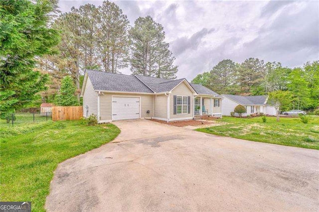 460 Broad St, Tallapoosa, GA 30176 - ranch-style house with a garage and driveway