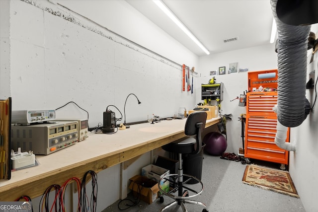 3668 Spring St, Chamblee, GA 30341 - office area featuring a workshop area and finished concrete flooring