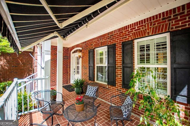 balcony with a porch