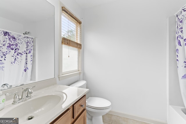 8275 Majors Ridge Way, Cumming, GA 30041 - full bathroom featuring curtained shower, vanity, toilet, tile patterned flooring, and a bath
