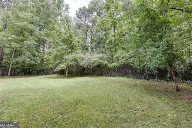 155 Hunters Pointe Dr, Athens, GA 30606 - view of yard featuring fence and a forest view