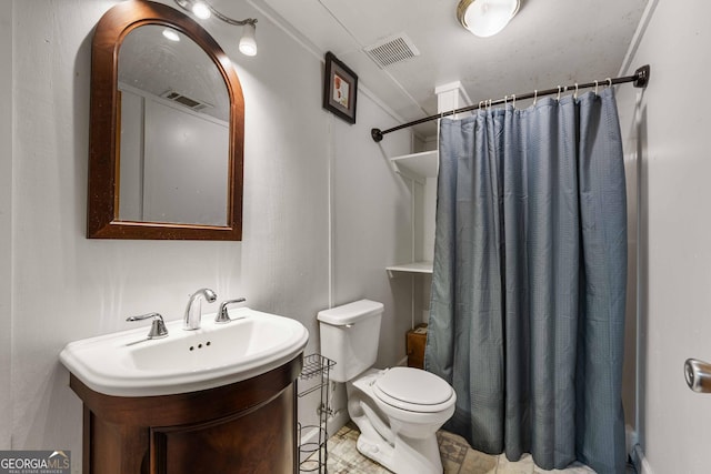 361 Meadow Ln, Talking Rock, GA 30175 - full bathroom with curtained shower, toilet, visible vents, and vanity