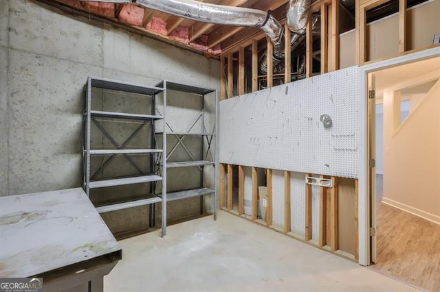 view of unfinished basement