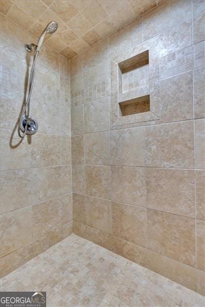 2791 Back Valley Rd, Lyerly, GA 30730 - bathroom with tiled shower