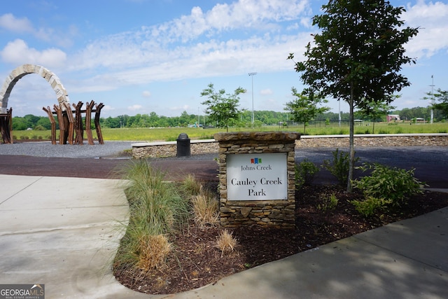 2566 Summit Cove Dr, Duluth, GA 30097 - exterior view