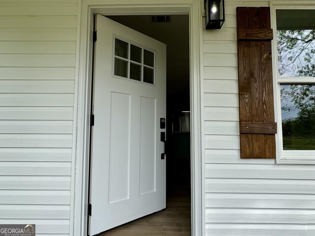 101 Newsome St, Union Point, GA 30669 - view of doorway to property