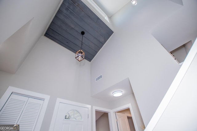 room details featuring visible vents