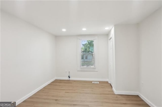130 S Avenue SE, Marietta, GA 30060 - spare room featuring recessed lighting, baseboards, visible vents, and light wood-style floors