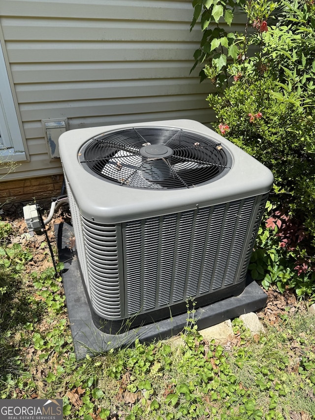 7260 Cox Rd, Cumming, GA 30028 - details with central AC
