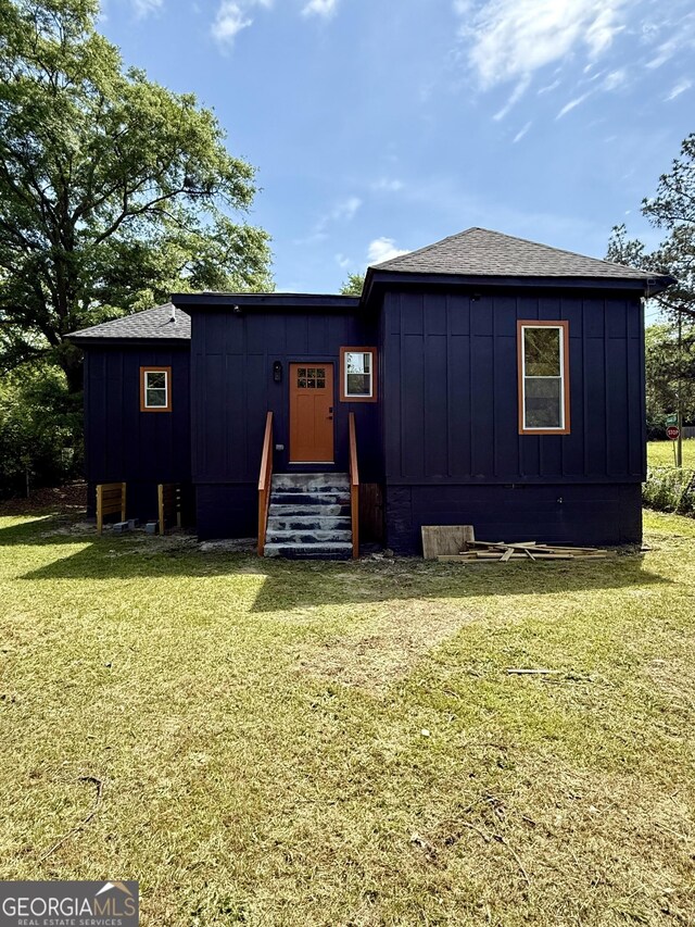 808 Center St, Macon, GA 31217 - bathroom featuring wood finished floors, vanity, and toilet