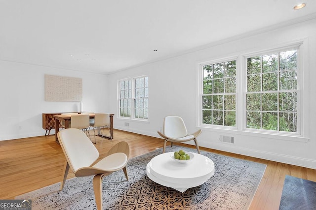 11 Ardmore Sq NW, Atlanta, GA 30309 - living area with baseboards, wood finished floors, and recessed lighting