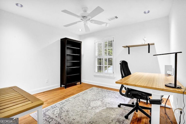 11 Ardmore Sq NW, Atlanta, GA 30309 - home office featuring wood finished floors, recessed lighting, a ceiling fan, and baseboards