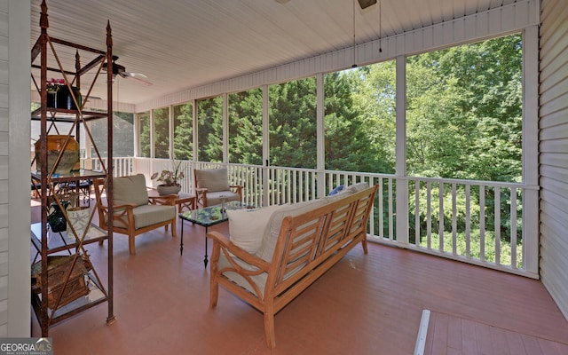 922 Brenau Point Dr, Gainesville, GA 30501 - sunroom featuring an outdoor living space and ceiling fan