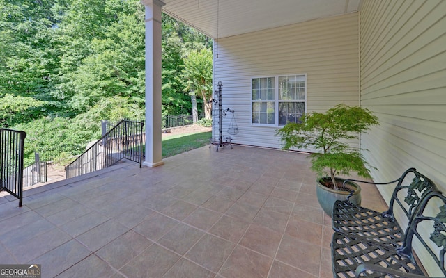 922 Brenau Point Dr, Gainesville, GA 30501 - view of patio / terrace with fence