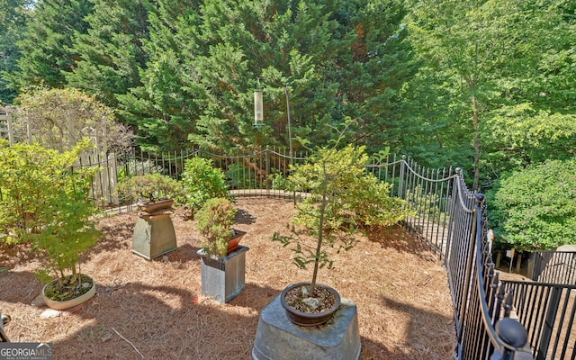 922 Brenau Point Dr, Gainesville, GA 30501 - view of yard with fence