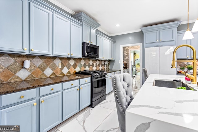 1114 Ivey Chase Pl, Dacula, GA 30019 - kitchen with black appliances, ornamental molding, a sink, blue cabinetry, and hanging light fixtures