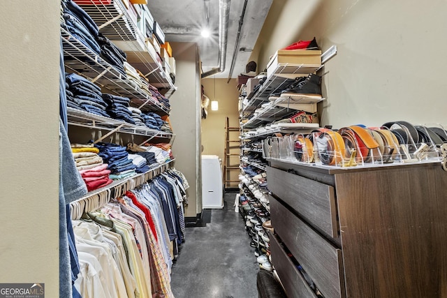 view of walk in closet
