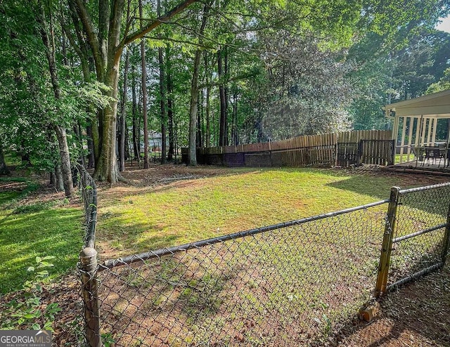 view of yard featuring fence