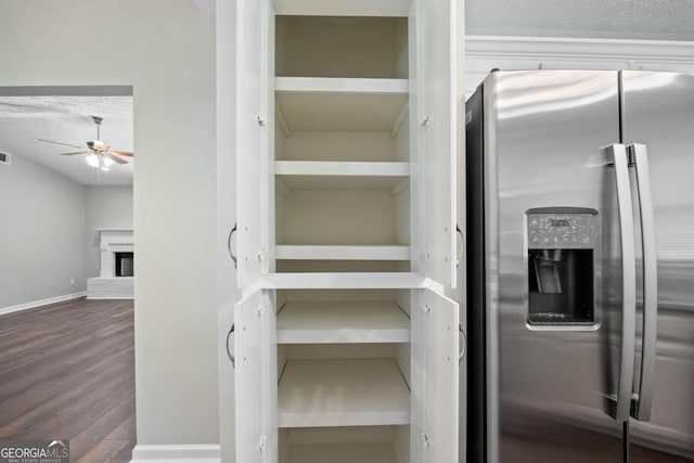 pantry featuring visible vents