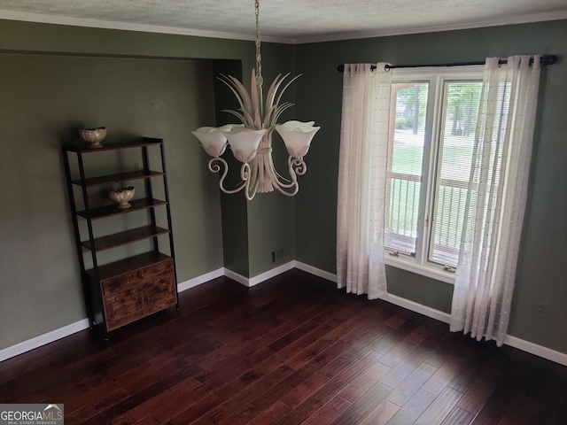 unfurnished dining area featuring an inviting chandelier, dark wood-style flooring, and a wealth of natural light
