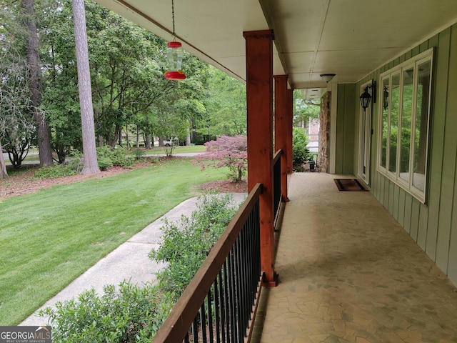 view of patio featuring covered porch