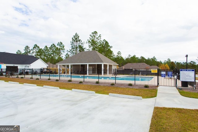 pool with fence
