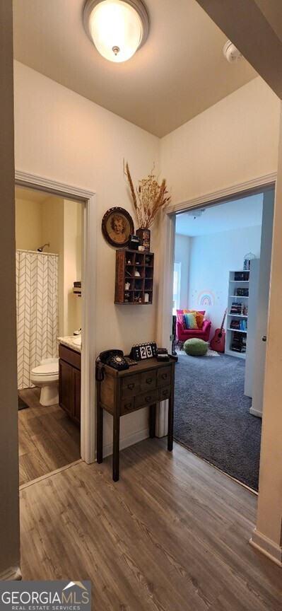77 Willowrun Dr SW, Rome, GA 30165 - corridor with dark wood-style floors