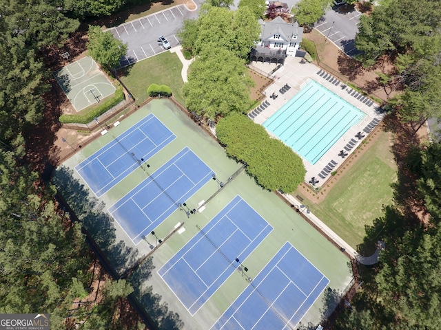 birds eye view of property