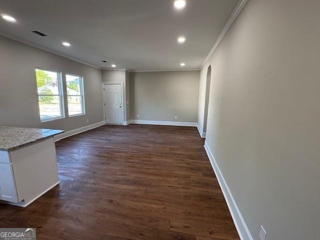 1823 Wrightsboro Rd, Augusta, GA 30904 - interior space featuring baseboards, ornamental molding, and recessed lighting