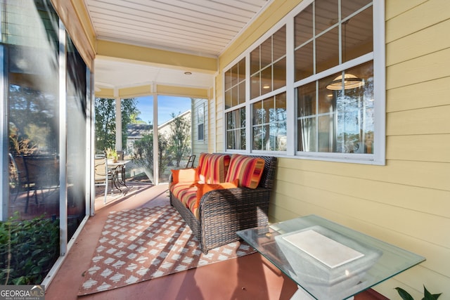 view of sunroom / solarium